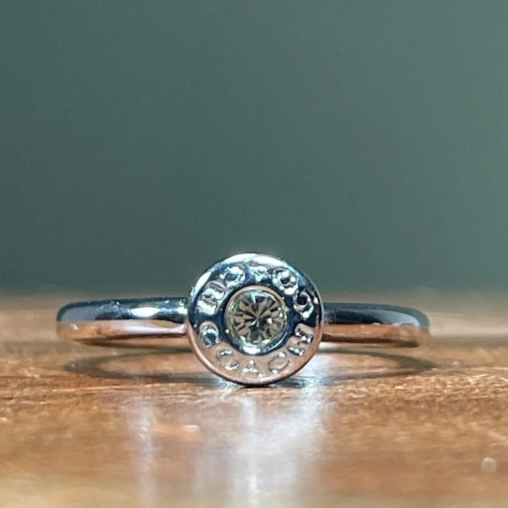 NWOT COACH OPEN CIRCLE HALO RING SET - Picture 10 of 14